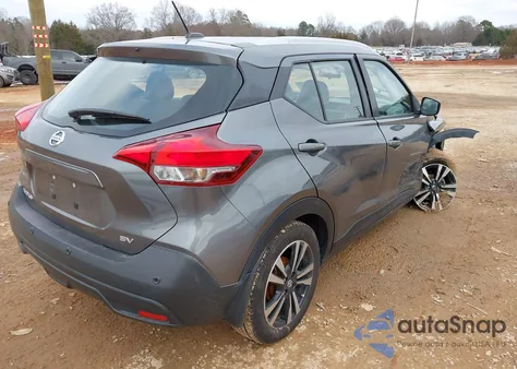 2020 Nissan Kicks Sv Xtronic Cvt z USA, uszkodzony, nr VIN 3N1CP5CV4LL534030
